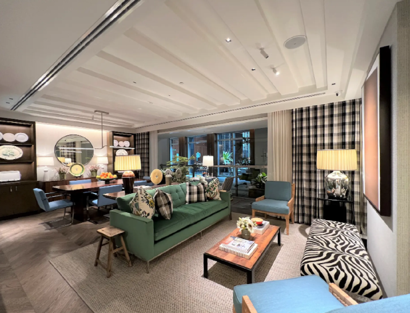Edades West Condo