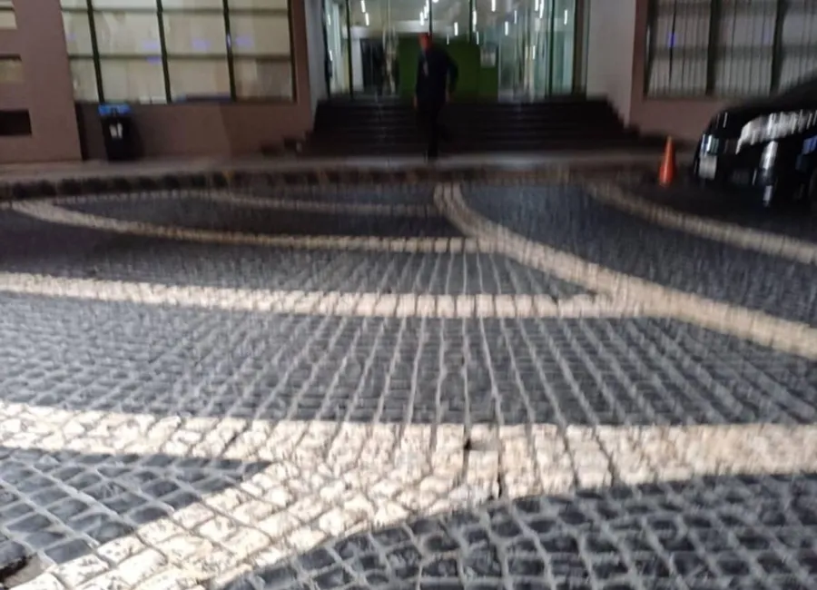 Rush BELOW MARKET VALUE SACRIFICE SALE 123.17 SQM PIONEER HIGHLANDS MANDALUYONG ORTIGAS Office /Commercial