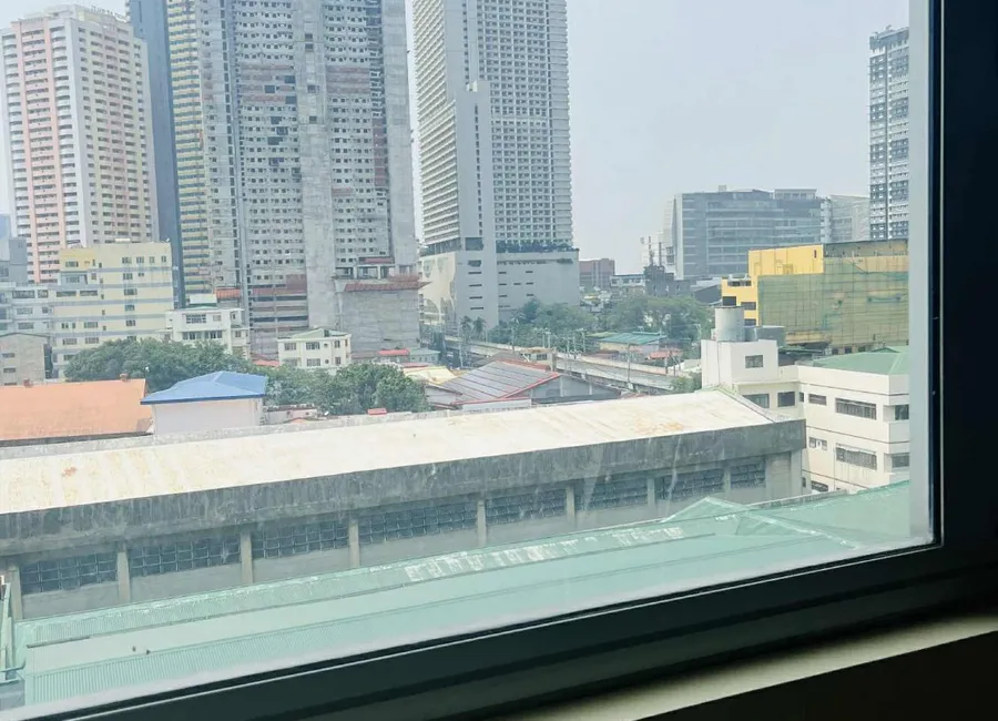 Rush LOWEST SALE OR RENT One large bedroom with parking NEWLY RENOVATED at Avida Prime Taft Manila