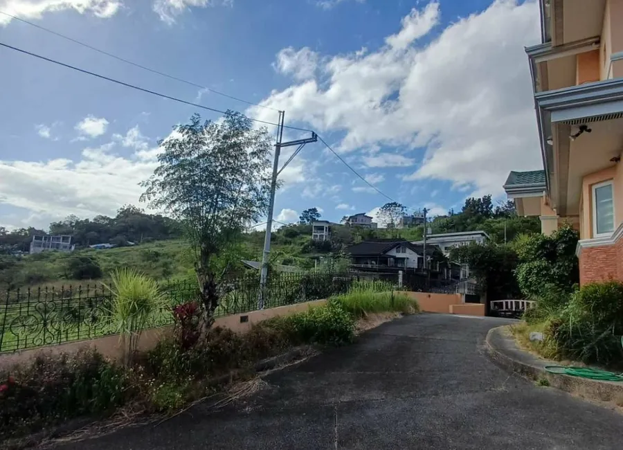 Rush For Sale 5 Bedroom House and Lot in La Montana Estates Subdivision Antipolo City