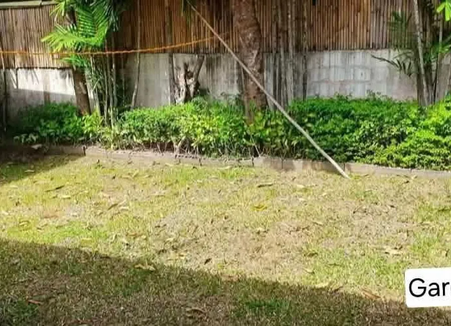 4bedroom House for Sale at Ayala Alabang