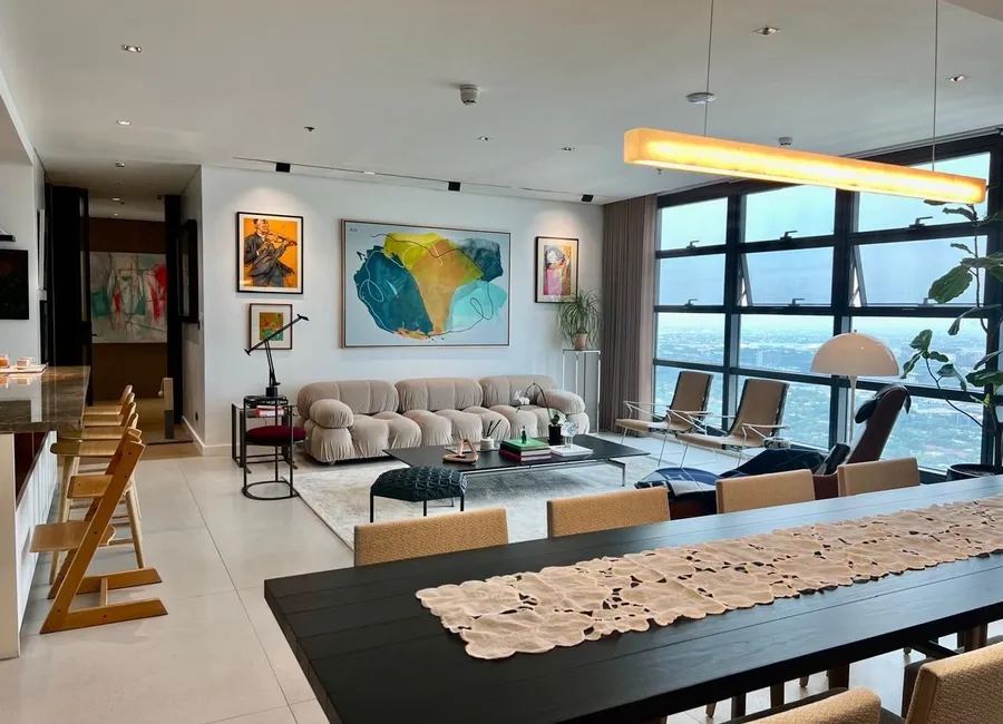 Rare Penthouse 3 Bedroom in GARDEN TOWERS Makati City For Sale