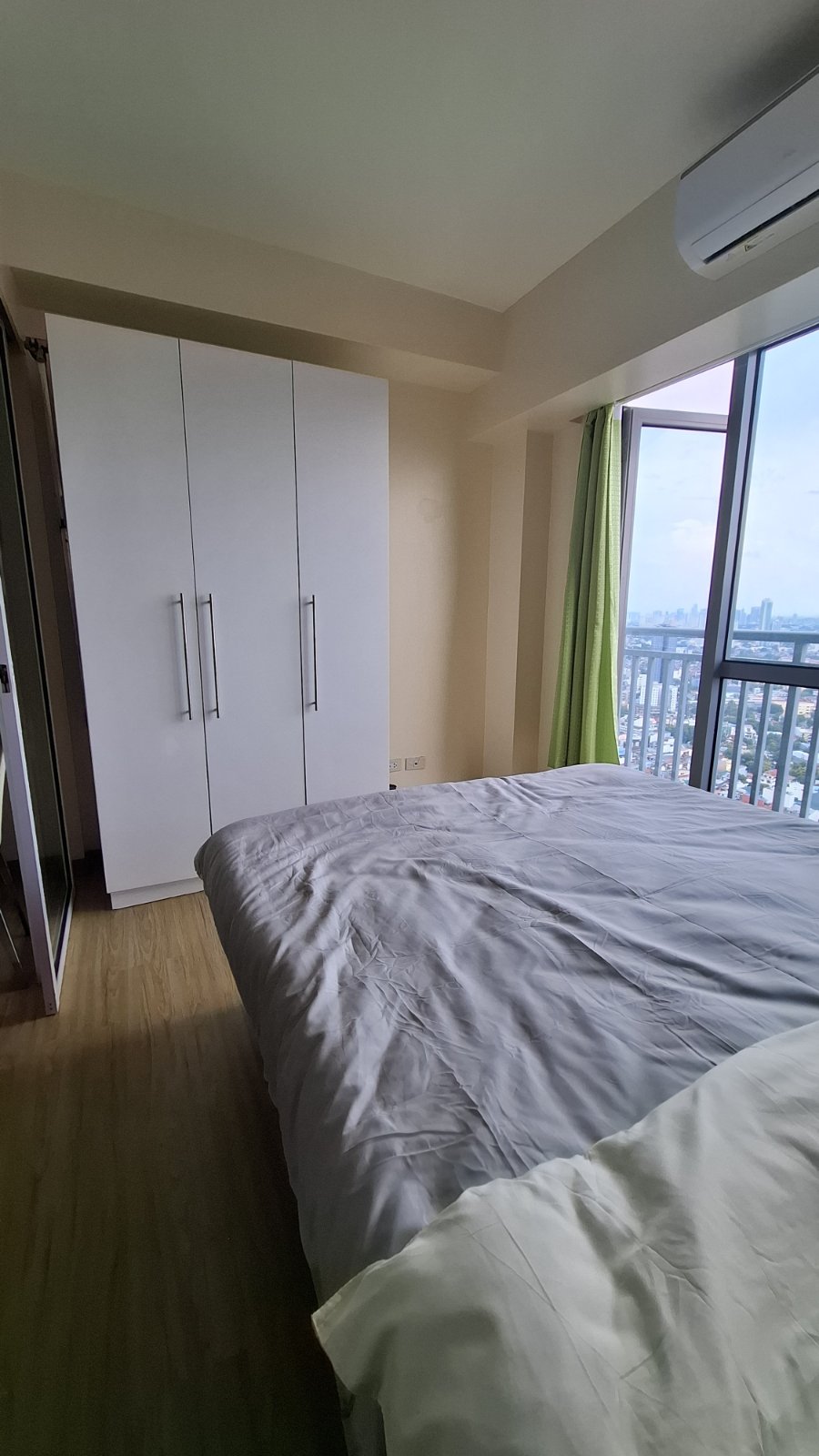 RUSH SALE Acqua Residences Dettifoss Tower Unit in MANDALUYONG CITY