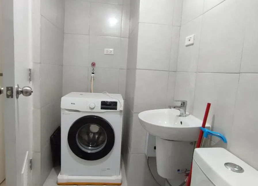 RUSH FOR LEASE OR SALE Newly Listed Brand New 100 West Makati Unit in MAKATI CITY