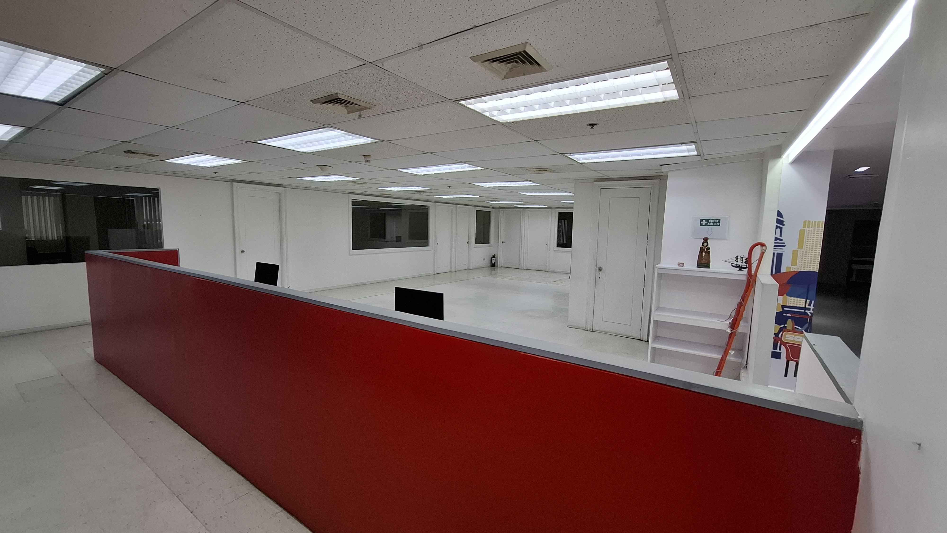 FOR RENT Tektite Tower West Office Units in PASIG CITY