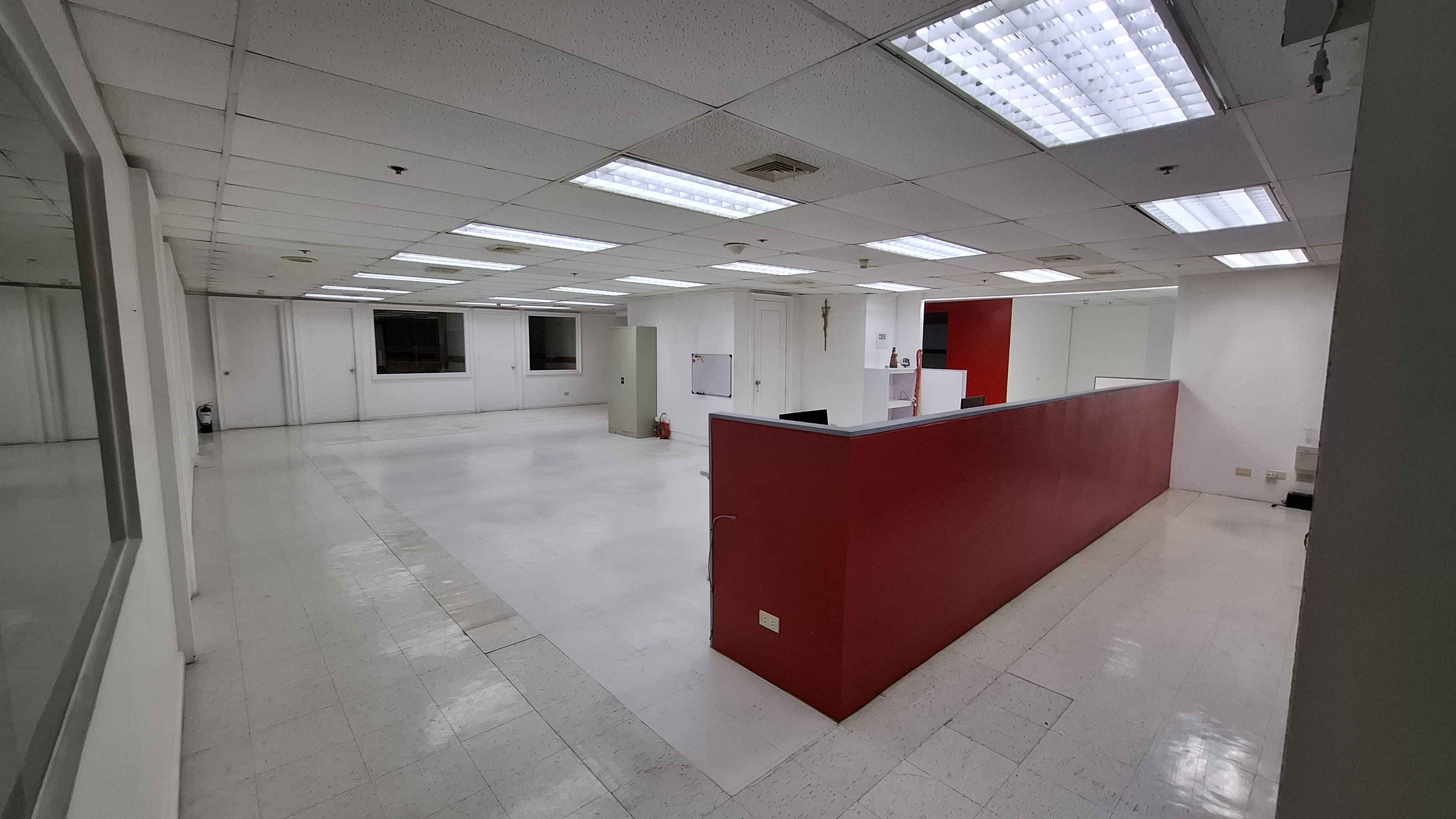 FOR RENT Tektite Tower West Office Units in PASIG CITY