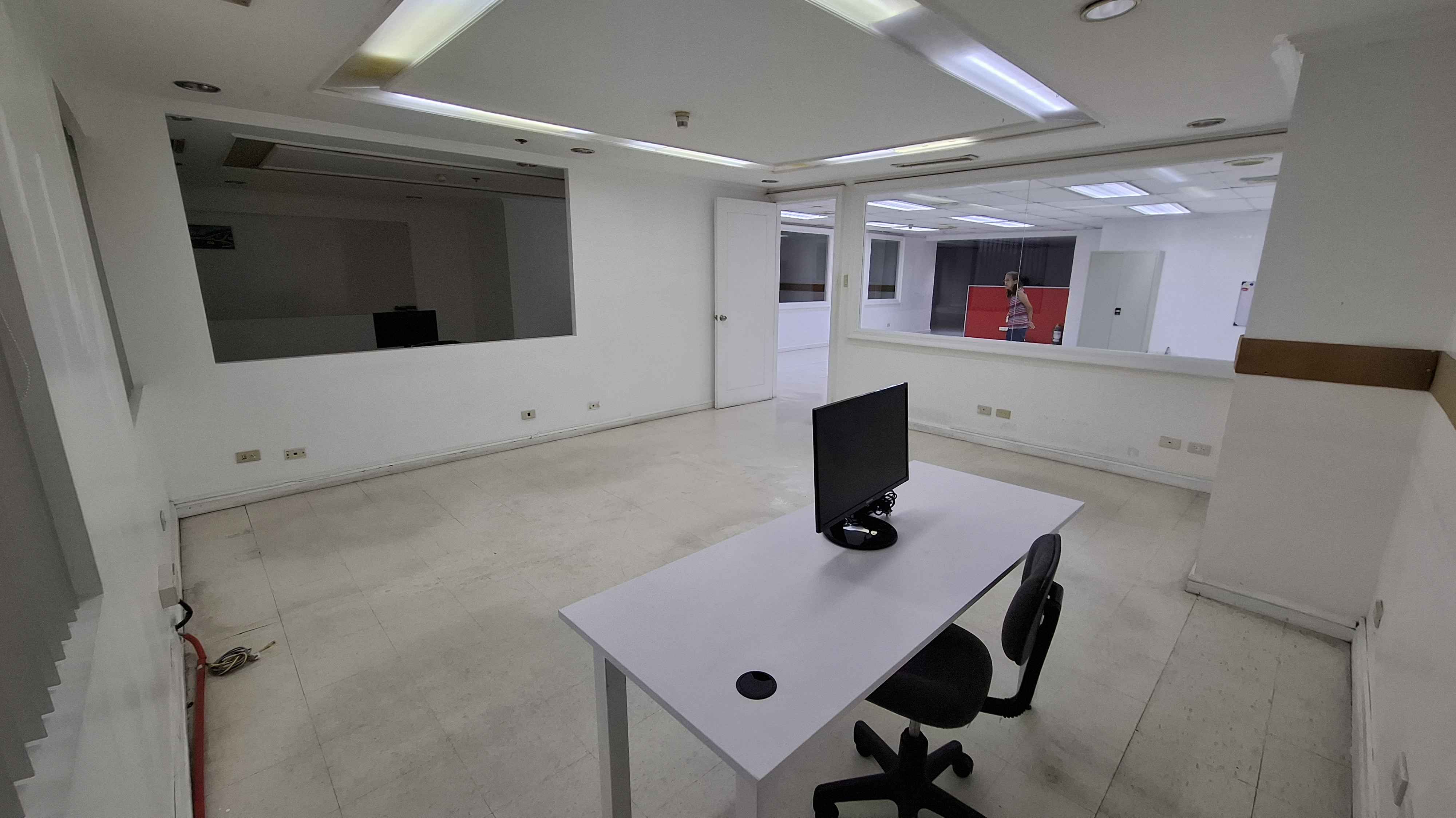 FOR RENT Tektite Tower West Office Units in PASIG CITY