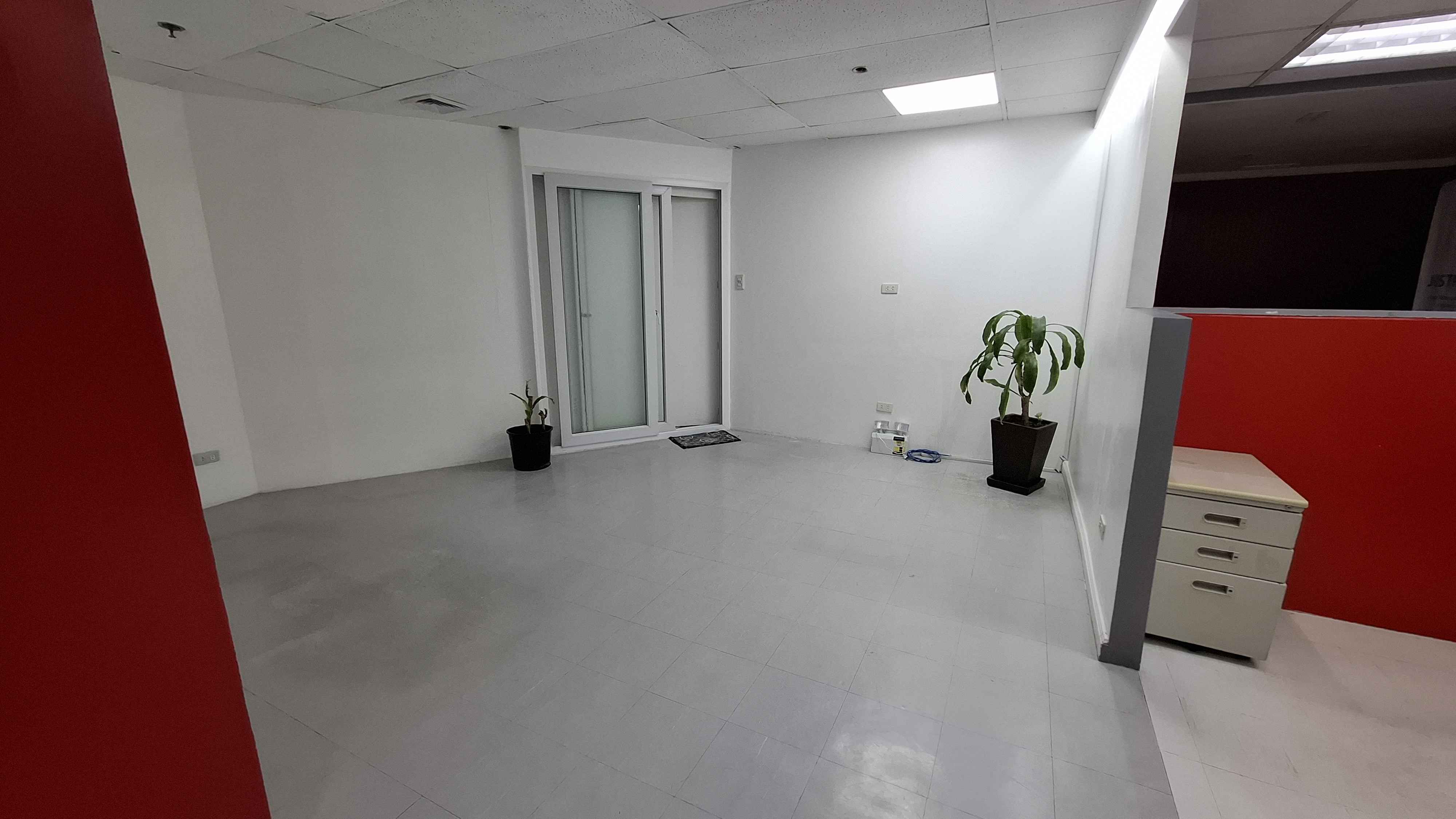 FOR RENT Tektite Tower West Office Units in PASIG CITY
