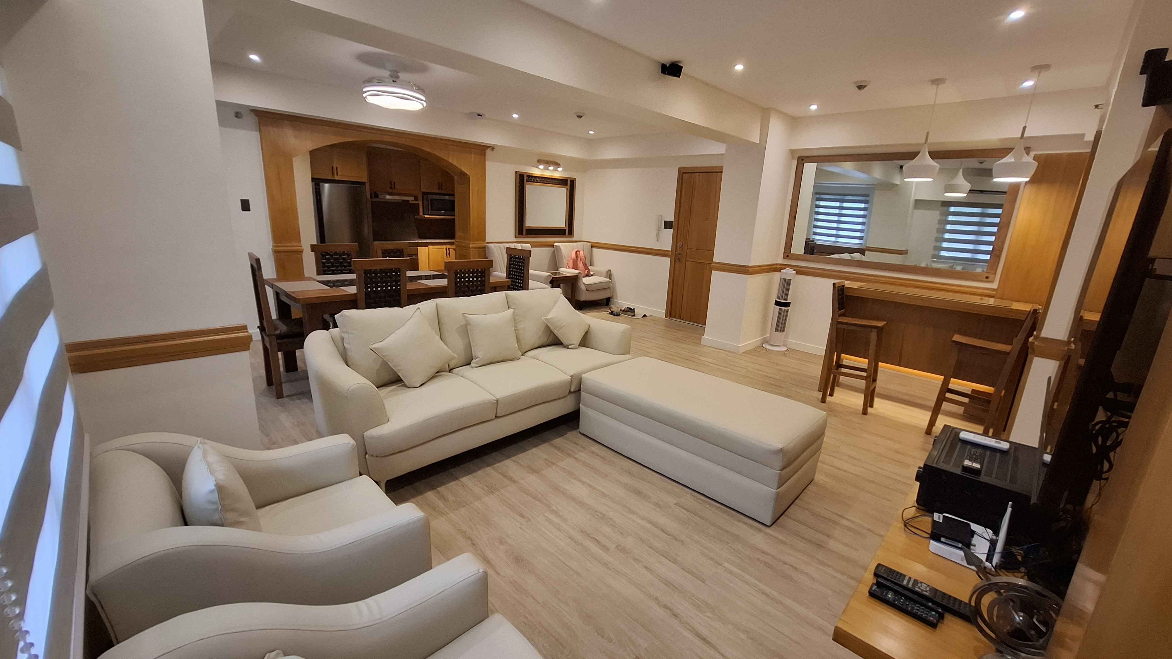 FOR SALE OR RENT Newly Renovated Sarasota 3 Bedroom Suite in PASAY