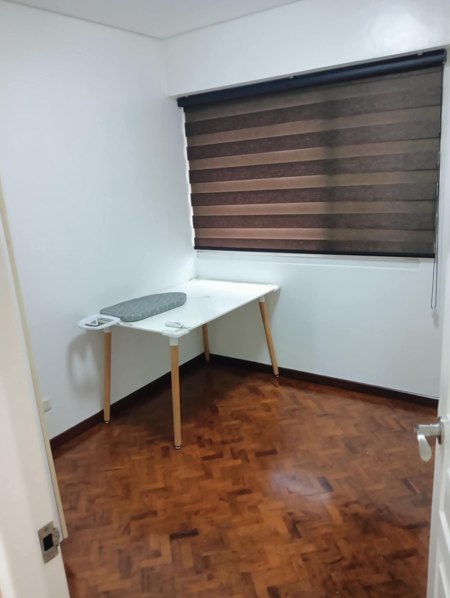 FOR RENT The Columns Ayala Avenue 2 Bedroom Unit in MAKATI CITY