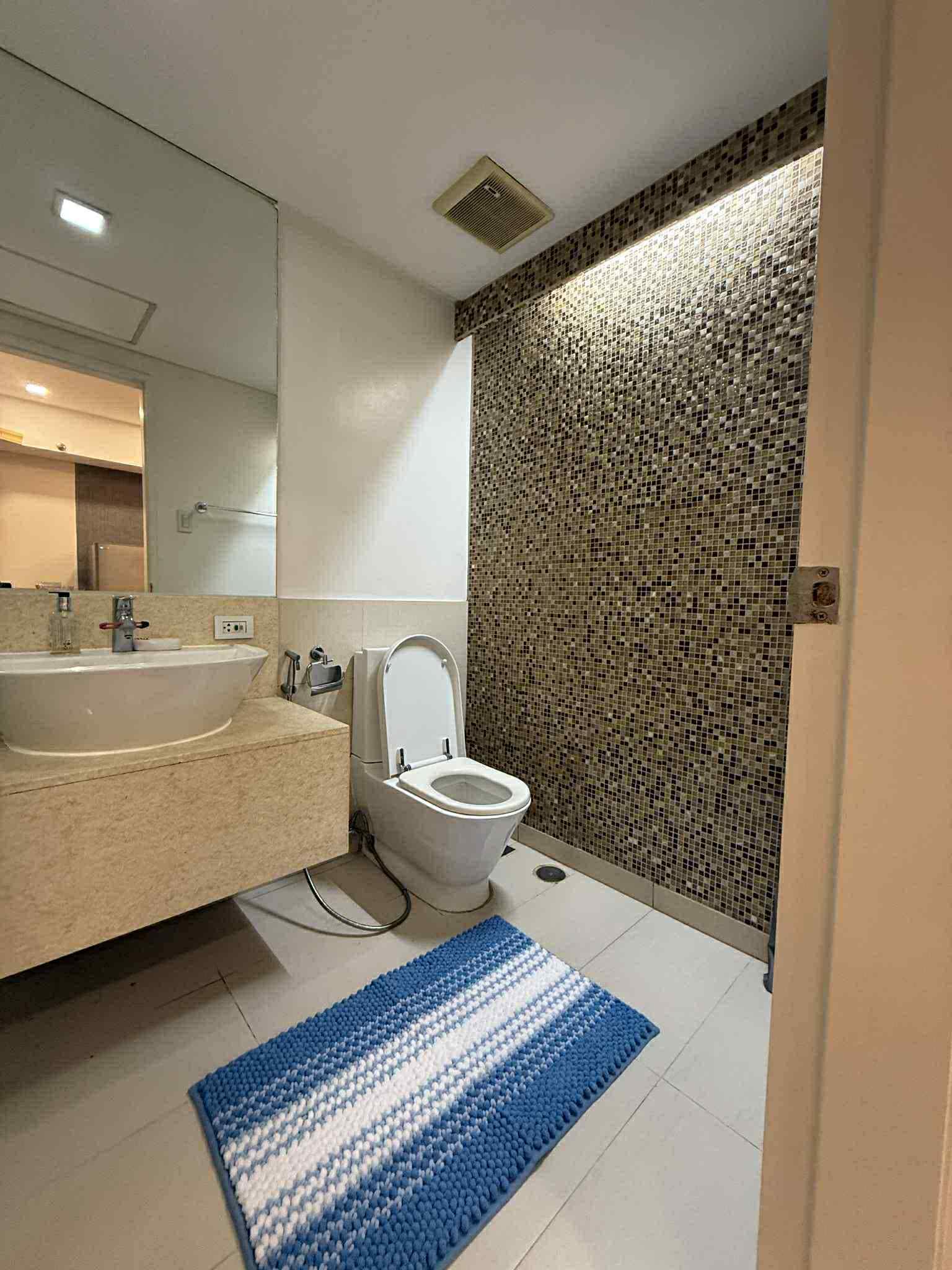 FOR RENT St. Francis Shangri-La Studio Unit in MANDALUYONG CITY